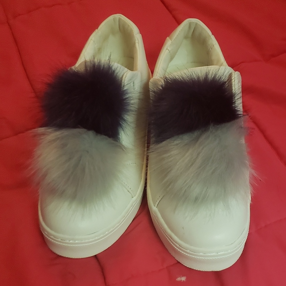 Sneakers never worn